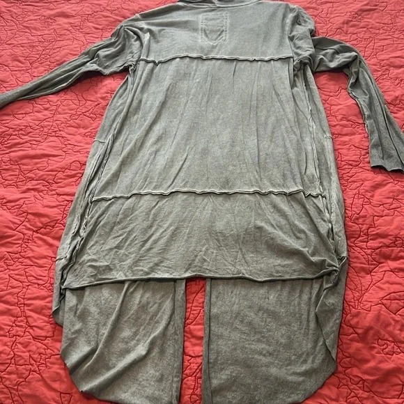 NWT. Johnny Was “Pete and Greta” thin knit cardigan. - Picture 5 of 7